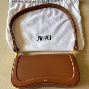 Good Quality JW PEI Tan Shoulder Bag